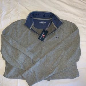 MENS vineyard vine pullover